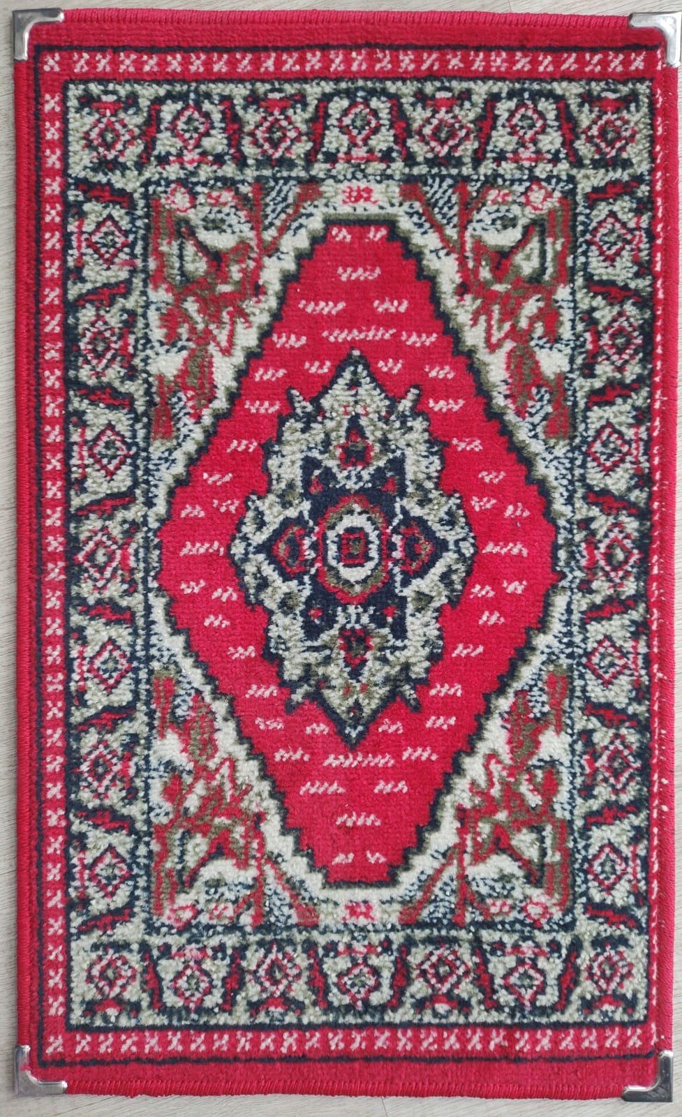 ALFOMBRA 50 X 80 CM.